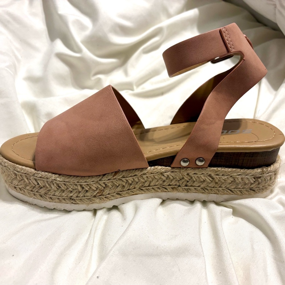 Soda mauve Espadrille Shoes with Ankle Strap WORN ONCE